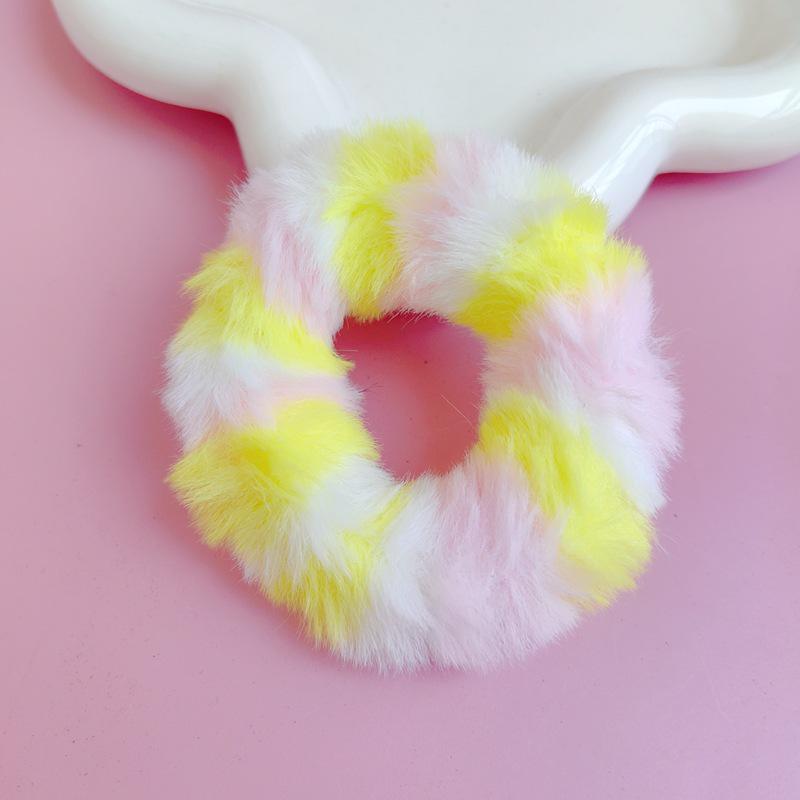 

Райдужна 7 см плюшева гумка для волосся зі штучного кролячого хутра - Осінньо-зимова колекція - Багатоколірний аксесуар для волосся для жінок