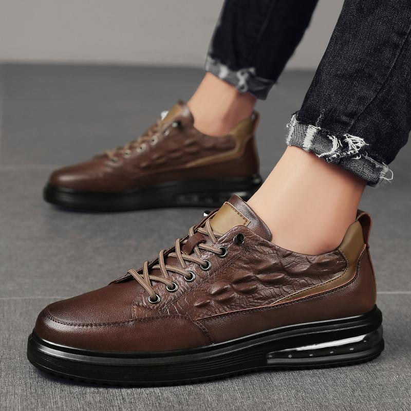 Men's Casual Shoes Luxury Brand Thick Bottom Sport Shoes Fashion Crocodile Pattern Business Shoes Comfort Walking Men Sneakers