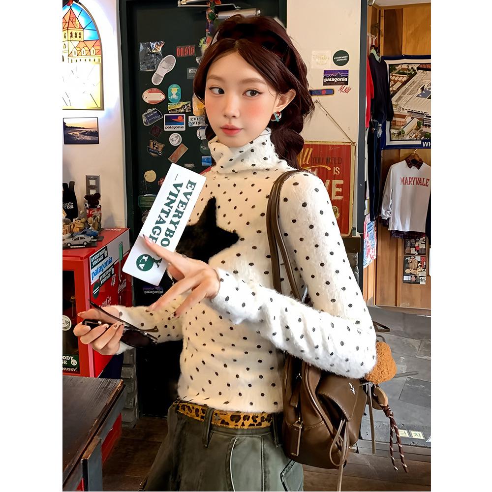 Korean Style Polka Dot Mink Fur Collar Long Sleeve T-shirt for Women - Autumn/Winter Base Layer