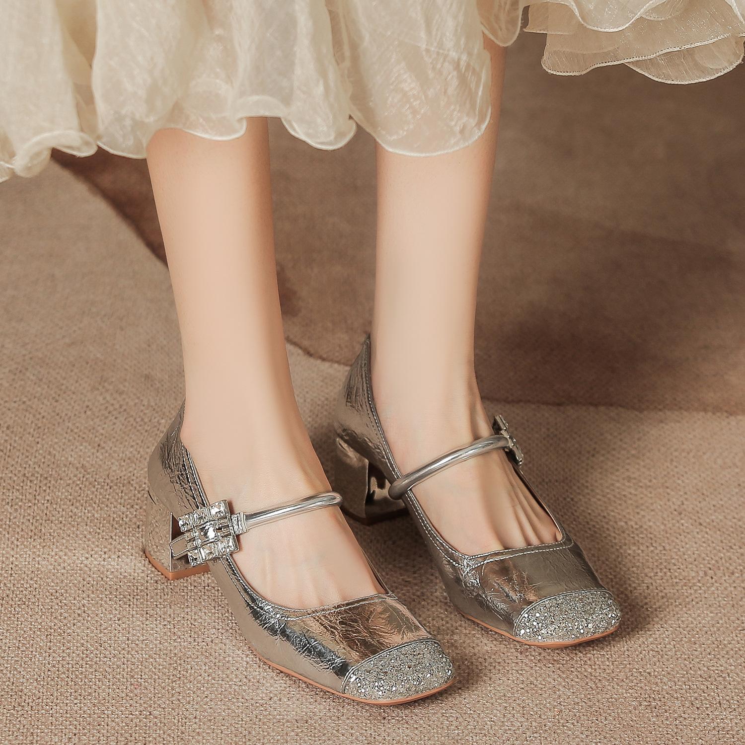 

Женская обувь летняя высококлассная туфли на высоком каблуке сочетание цветов квадратный носок толстый каблук Мэри Джейн одинарные туфли на каждый день юбка 40