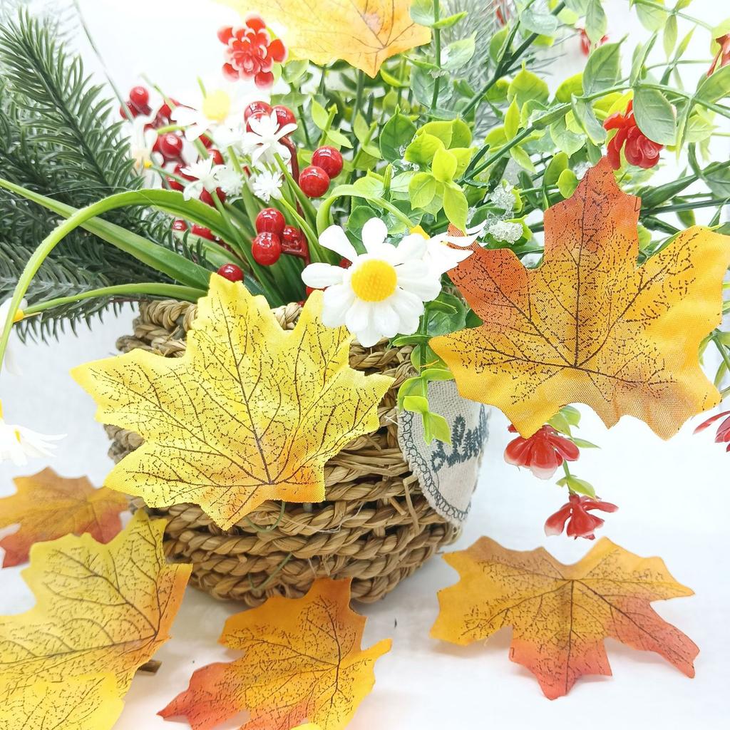 Thanksgiving Festival Theme Hair Clip Set of 10 for Women Girl Nonslip Leaf Barrettes All Age Party Props Hair Ornament