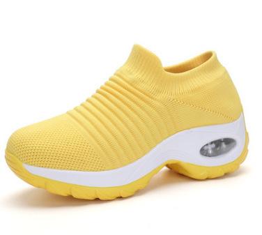Large size women's shoes air cushion casual sports shoes Korean version rocking shoes foot cover mother shoes socks shoes