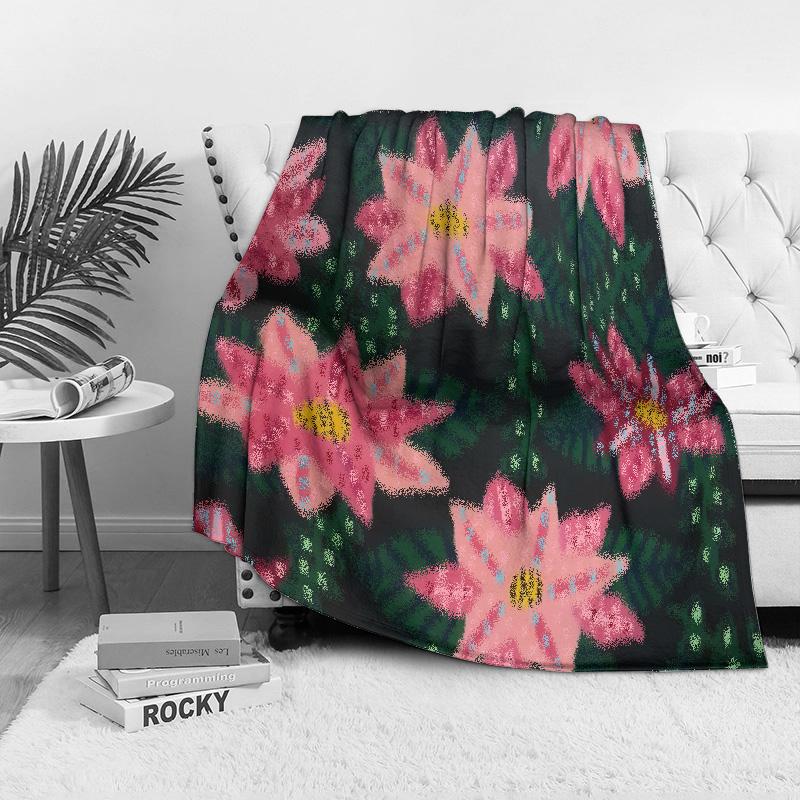 Cute Floral Fleece Blanket Soft Warm Throw Blanket for Women Girls Gift Pink Flower Design Throw Cover