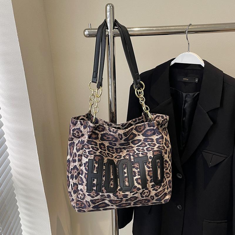 

Модные и повседневные женские сумки большой вместимости с леопардовым принтом Новые осенне-зимние сумки-мессенджеры для поездок на работу Универсальные сумки-тоут