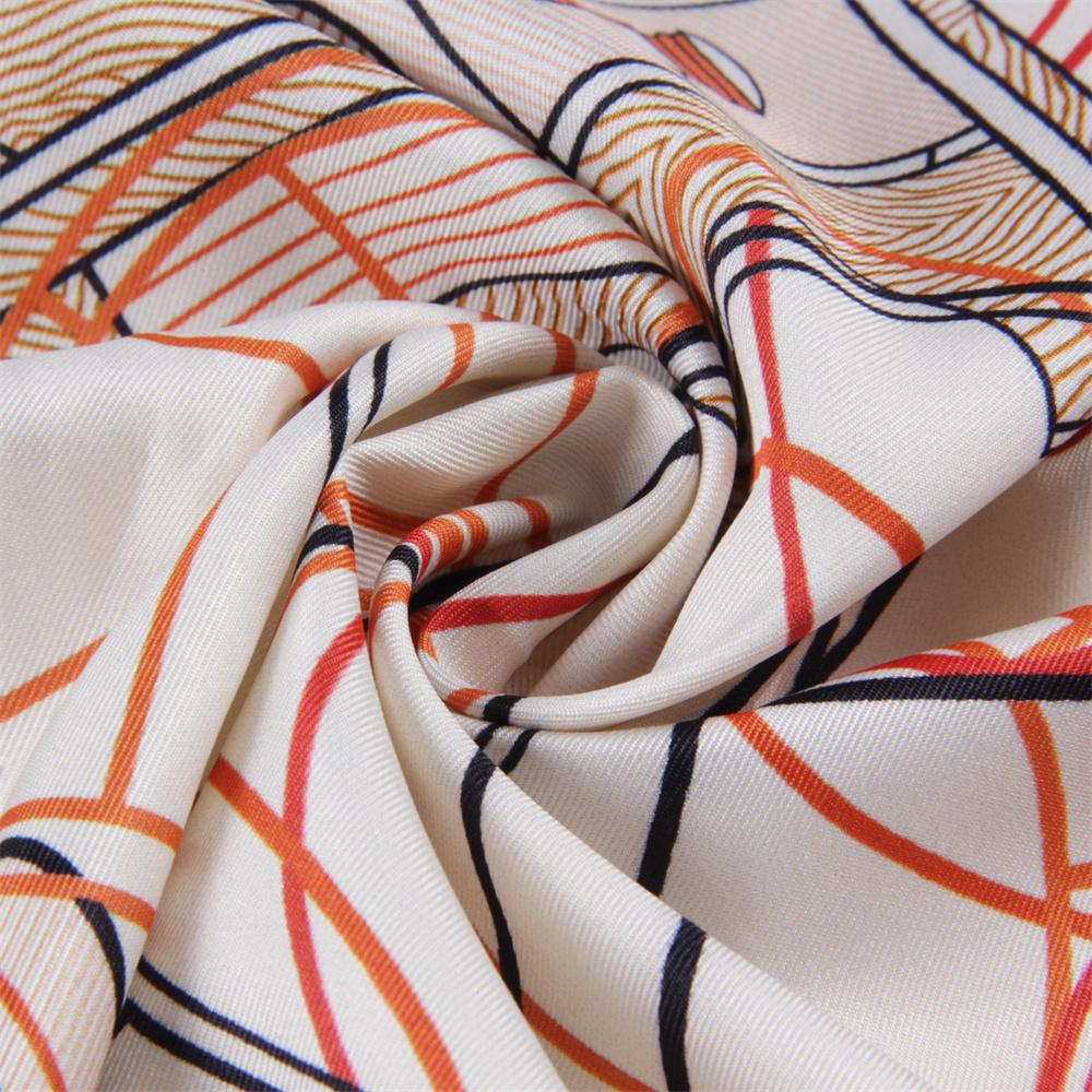 Brand Silk Scarves Horse Head Printed Twill Silk Scarf Women Shawls Luxury Design Hijab Fashion Square Curled Scarf Neckerchief