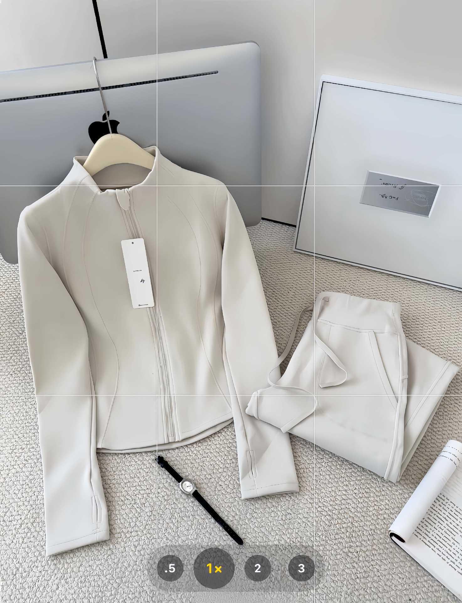 

2026 Spring Collection Women s Soft Cashmere Slim-fit Suit: Cloud Stand-up Collar, Micro-fleece Two-piece Set XL (61-70 kg)