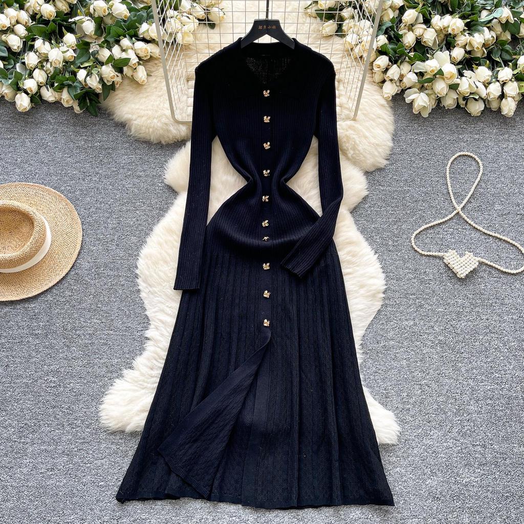 French Retro Turn-down Collar Long Sleeved Metal Buckle Dress for Women's Autumn Slimming Waist Knit Long Dresses