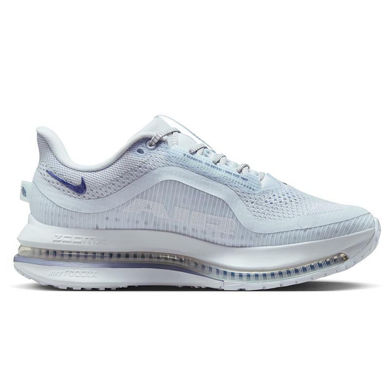 Nike Women's Pegasus Premium Running Shoes