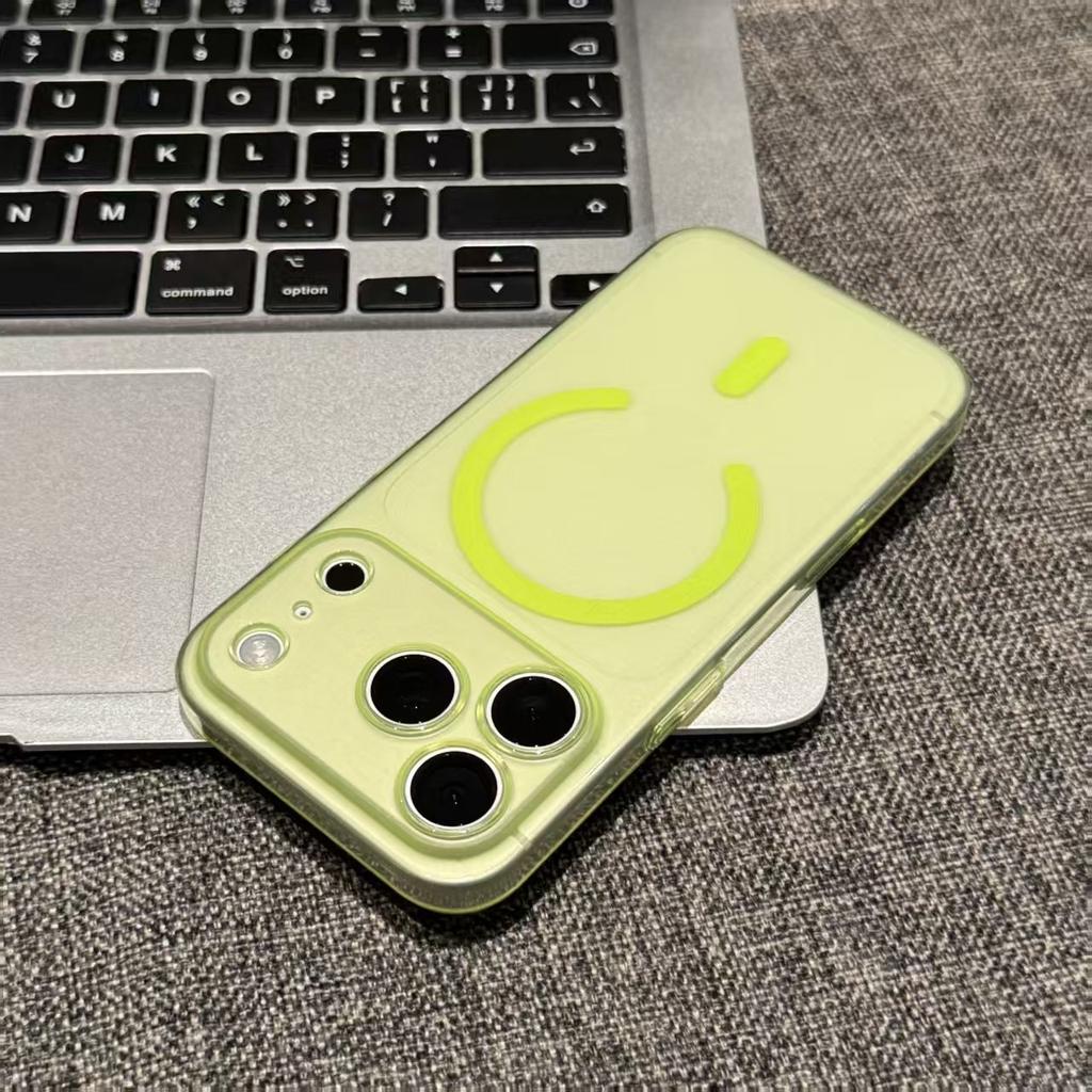 Applicable To iPhone17PROMAX Skin-sensitive Mobile Phone Case Apple 16 Ice Mist Ultra-thin Matte Magnetic PC Transparent Hard Case