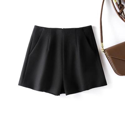 Hosen & Röcke – Shorts