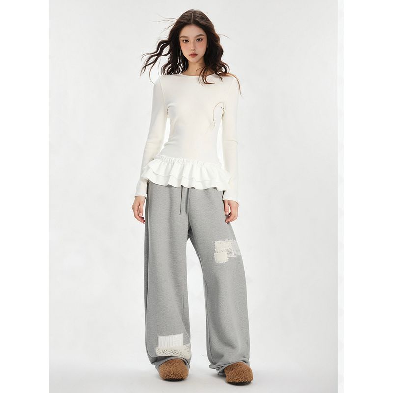 Shiyiyue White Lace Base Shirt for Women, Early Autumn Slim Fit, Flattering, Regular Shoulder, Long Sleeve T-Shirt for Layering