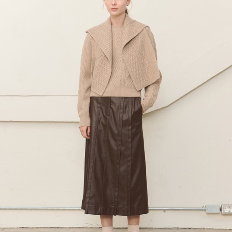 MOON J HOODED CABLE-KNIT MERINO SCARF - BEIGE