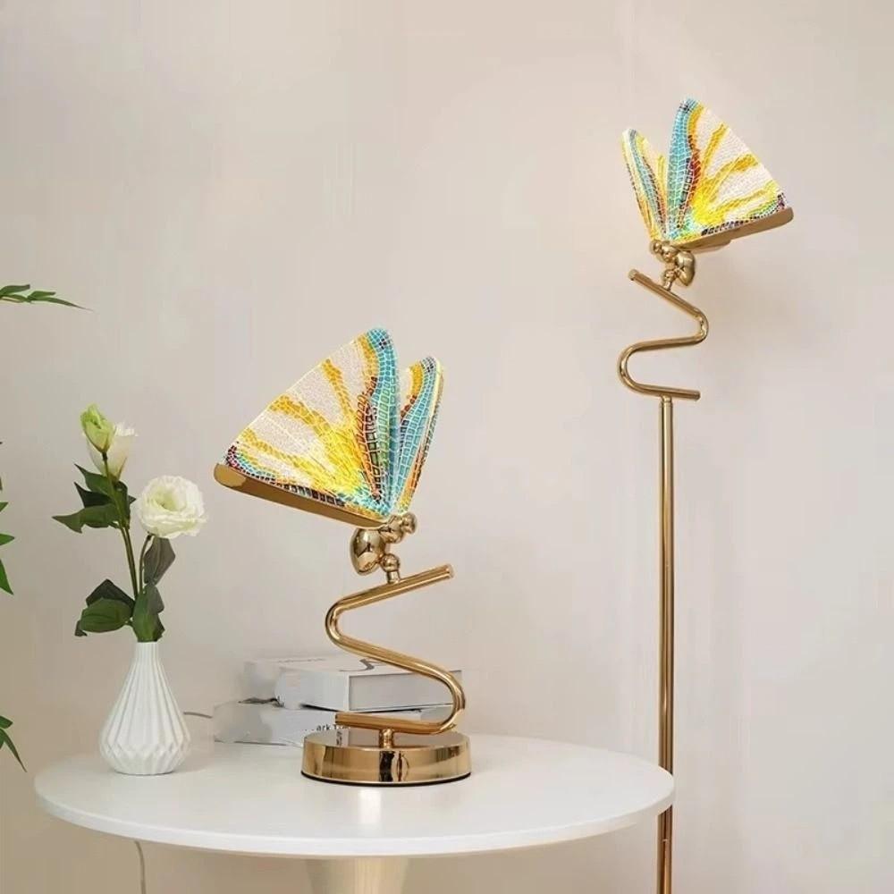 Modern Design Butterfly Table Lamp Luxury Light Nordic Style Bedside Lamp Butterfly Lampshade LED Technology Lighting Fixtures