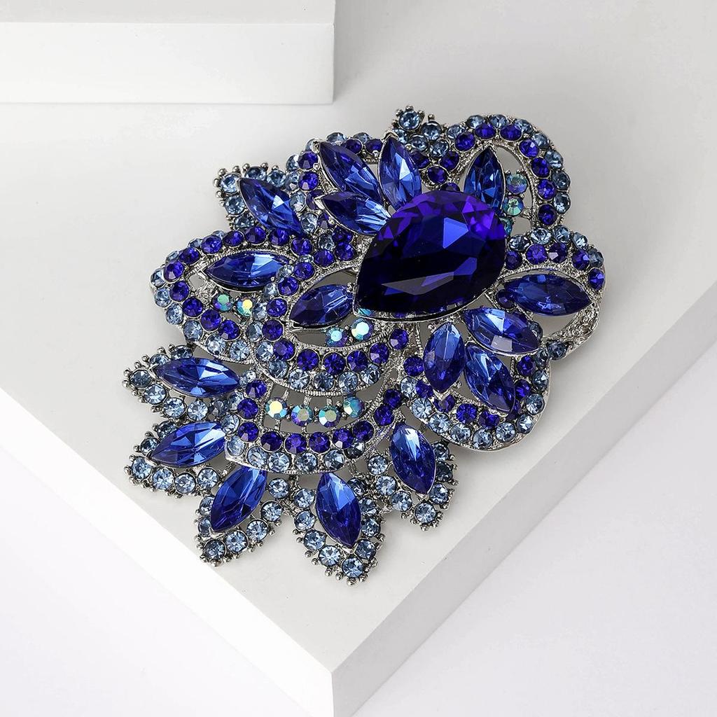 Rhinestone Brooch Pins for Women Shiny Boutique Decoration Badges Party Banquet Dress Gift