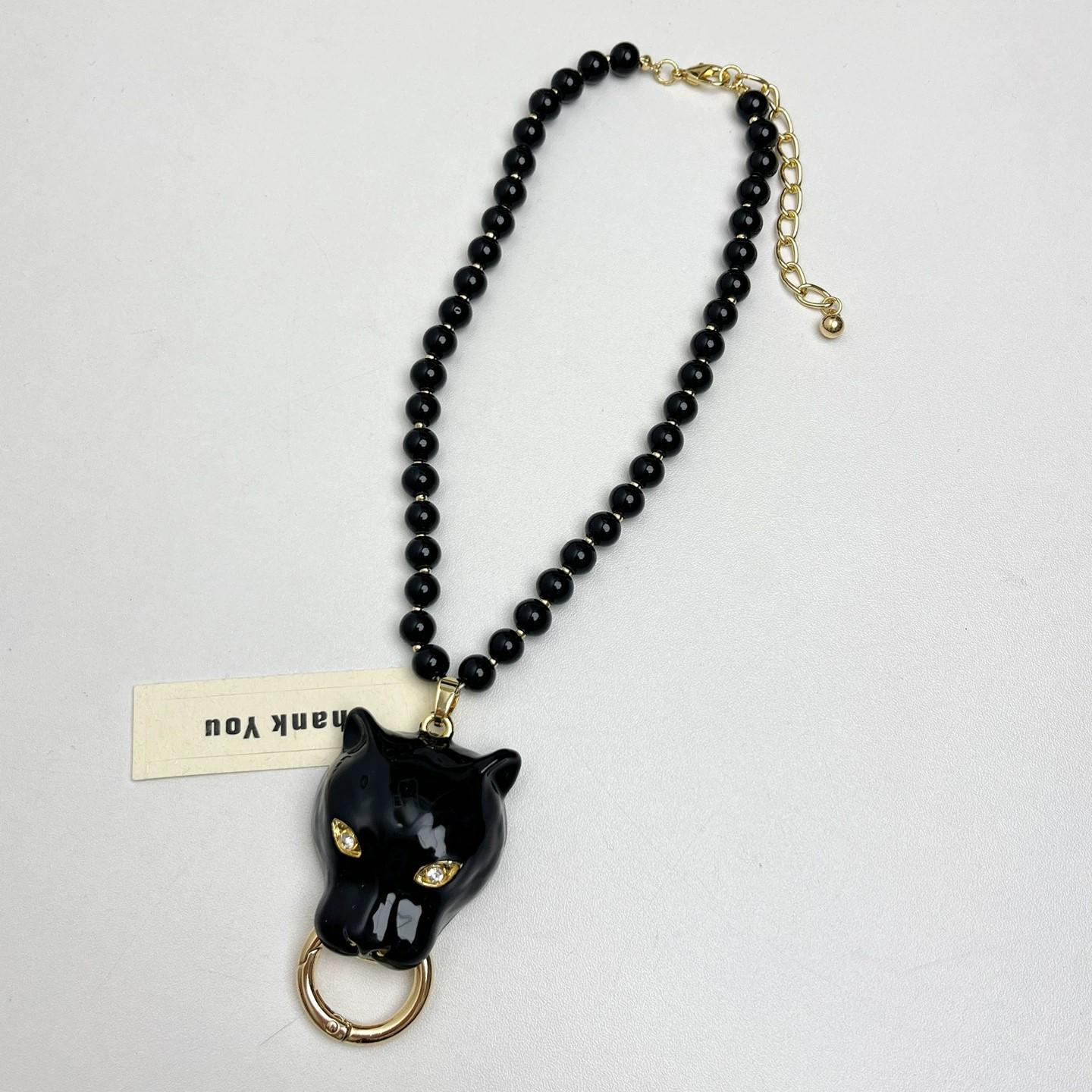 

2026 Spring Summer Trendy Beaded Chain Necklace Women Enamel Panther Head Pendant Diamond Accent Daily Party Accessories чёрный