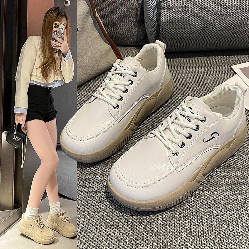 2025 new thick-soled white shoes women's autumn versatile soft-soled fashion sports and leisure shoes travel shoes running shoes women