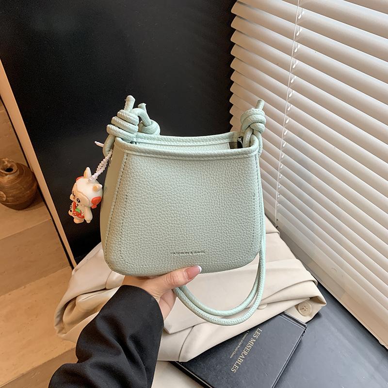 New versatile small bag women's summer fashion shoulder messenger bag casual bucket bag