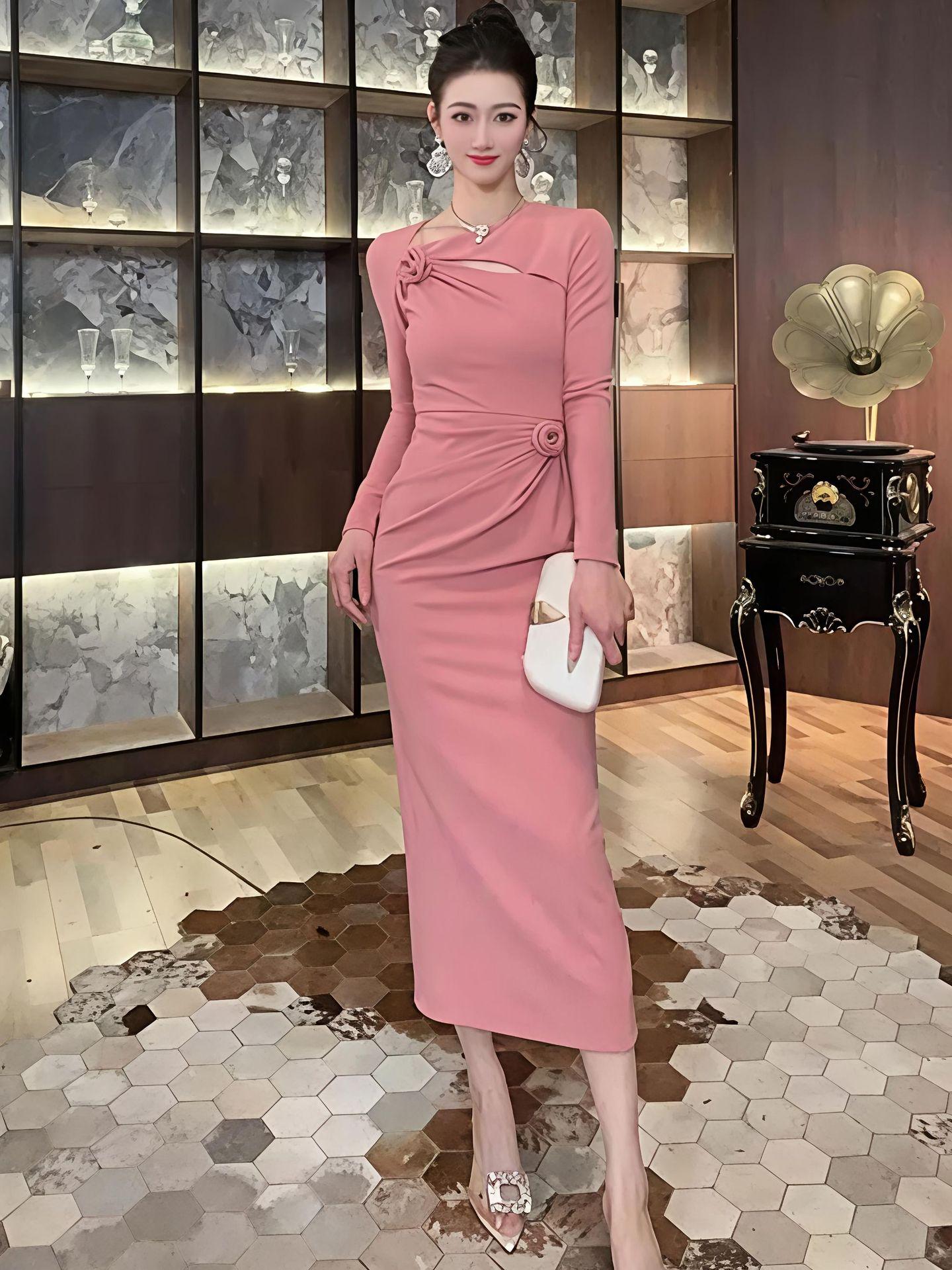 

Elegant 3D Floral Slim Fit Skirt for Autumn/Winter 2025 Medium рожевий