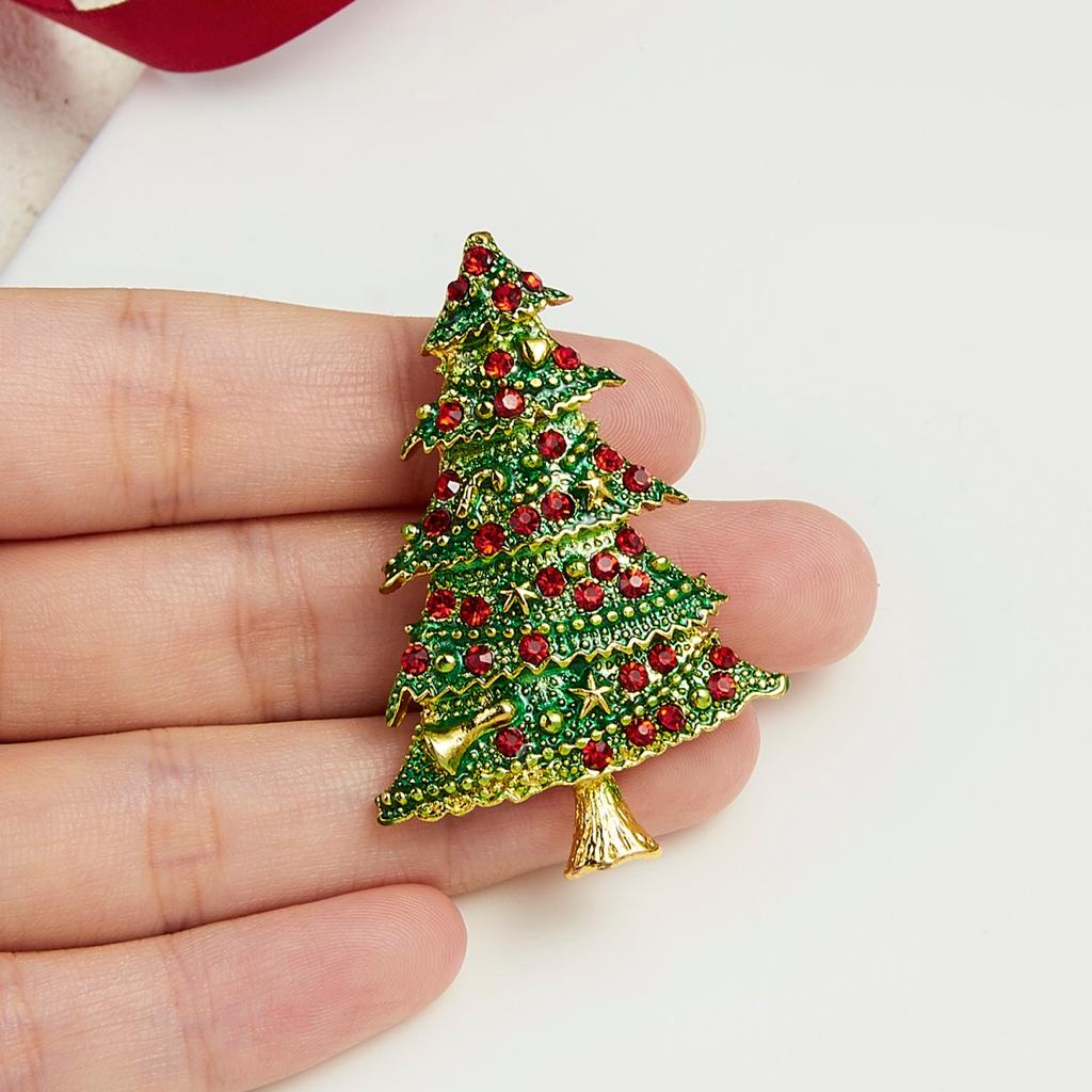 Christmas Green Enamel Red Rhinestone Star Xmas Tree Brooches Pins New Year Festival Badges Holiday Jewelry Gifts For Women Men