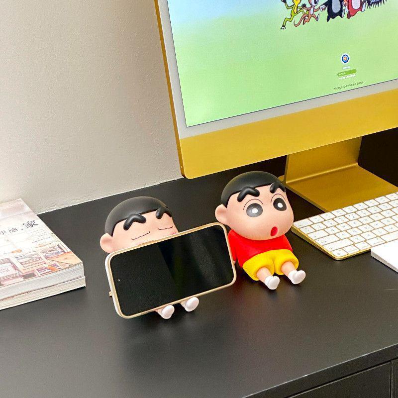 Crayon Shin-chan Phone Stand: Anime Figurine Holder Desktop Ornament Gift