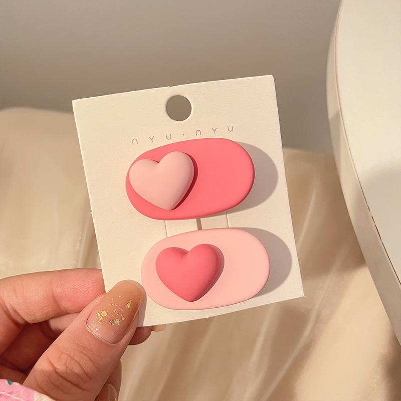 Pink Dopamine Hair Clip: Y2K Seamless Round Hairpin - Cute Small Side Clip for Women’s Bangs