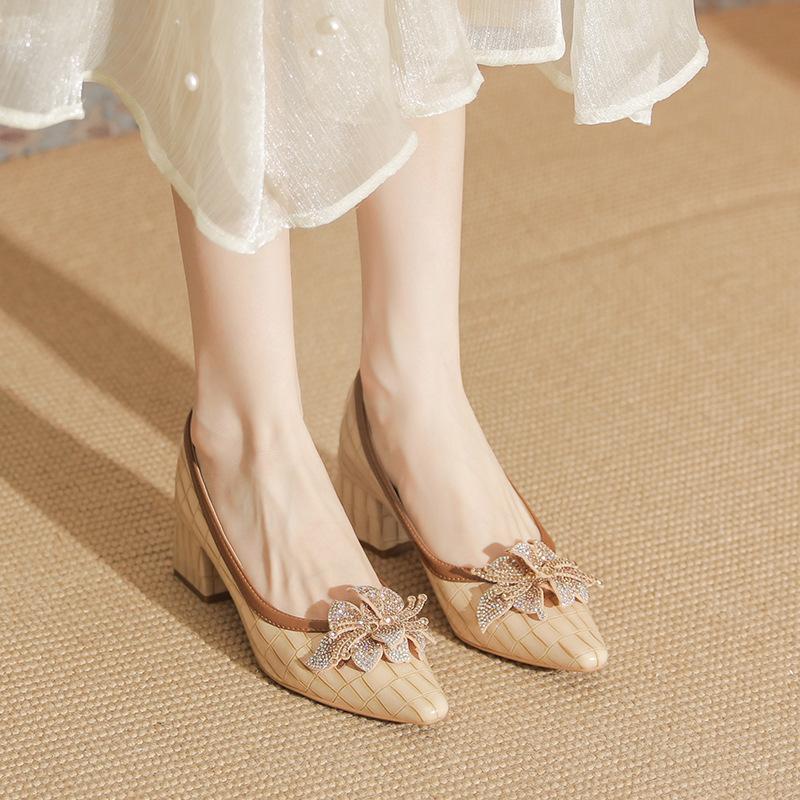 

Туфли-лодочки с острым носком на толстом каблуке с узором под камень женские весенне-осенние новые летние на среднем каблуке на высоком каблуке с цветочными стразами 39