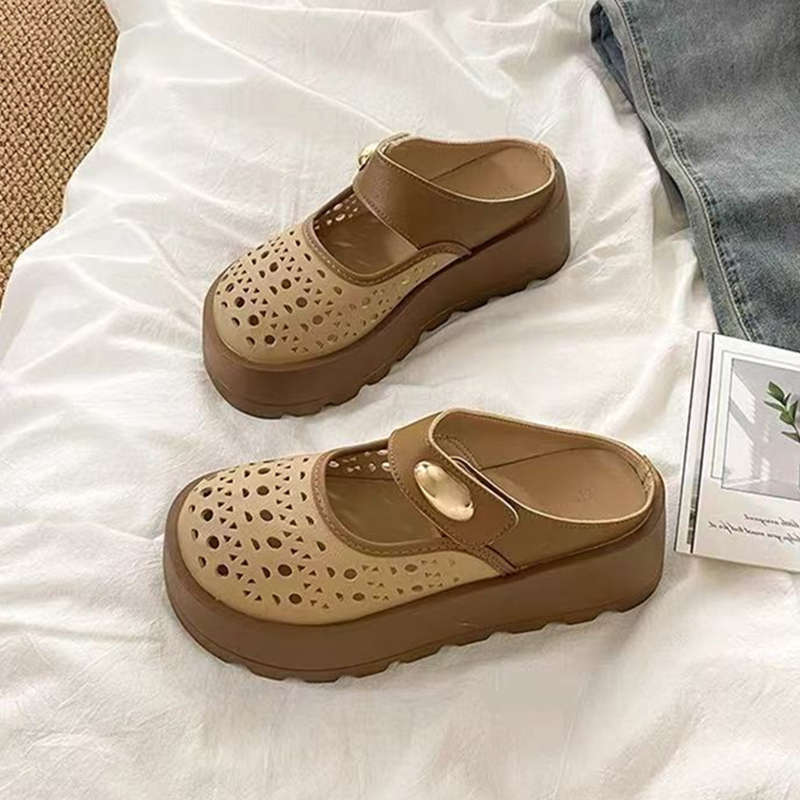 Sandales cool à semelles épaisses et ajourées pour l'été 2025, nouvelles Mary Jane à la mode et respirantes pour sortir, pantoufles demi-tête avec sac