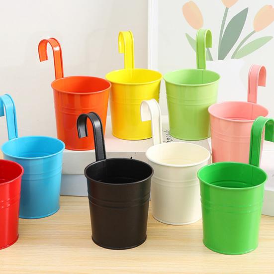 Metal Hanging Planter Flower Pot with Drain Hole Detachable Hook Railing Plant Pot for Balcony Garden Fence