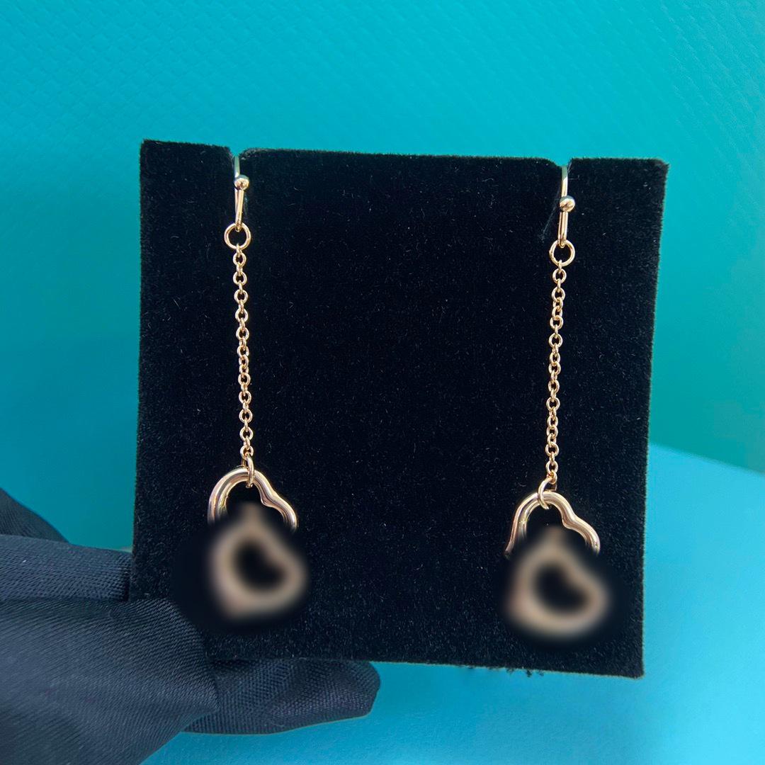 T-Style Heart-Shaped Peach Pendant Earrings - Simple, Elegant Design