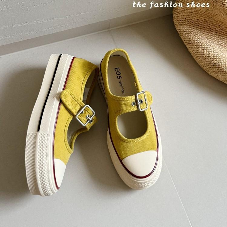 One pedal thick-soled shallow mouth Mary Jane shoes women's 2025 summer new leisure sports canvas shoes one-word buckle single shoes