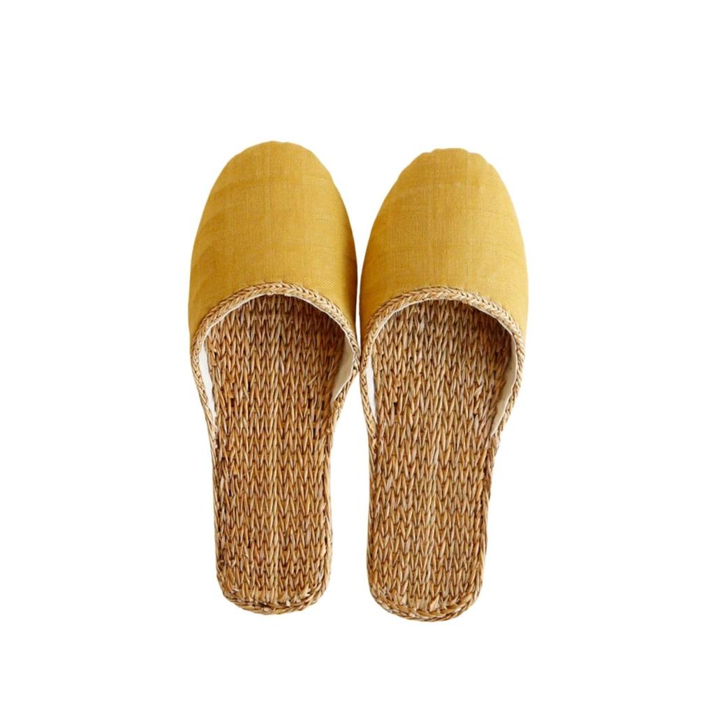 Shisei Hanbai Checkered Wheat Straw Slippers for Summer Barefoot One Size Fits All 107865 Comfort, Mustard, (L26cm),