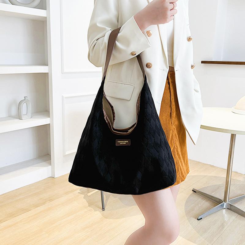 Fashionable Large Capacity Women's Bag 2023 Urban Chic Soft Wool Tote Bag For Everyday Use