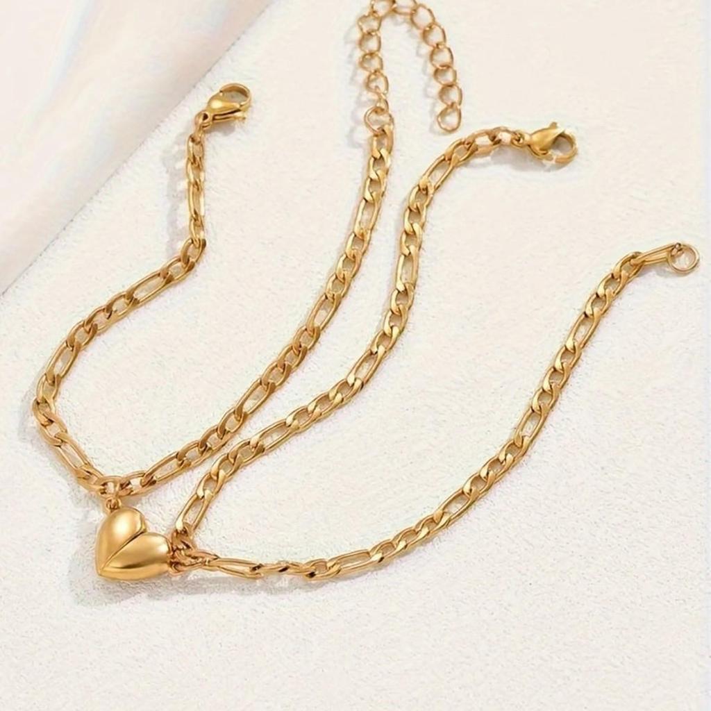Hochwertiges Herz-Magnet-Kubanisches Armband aus Edelstahl - Eleganter Valentinstagsschmuck für Frauen.