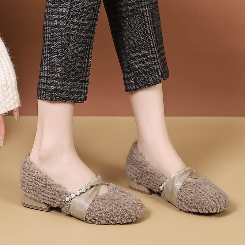 Fashion Shallow Mouth Women Shoes Autumn White Sneakers Round Toe Loafers Fur Fall Moccasin Winter Casual New Flock Solid Leisure Rubber