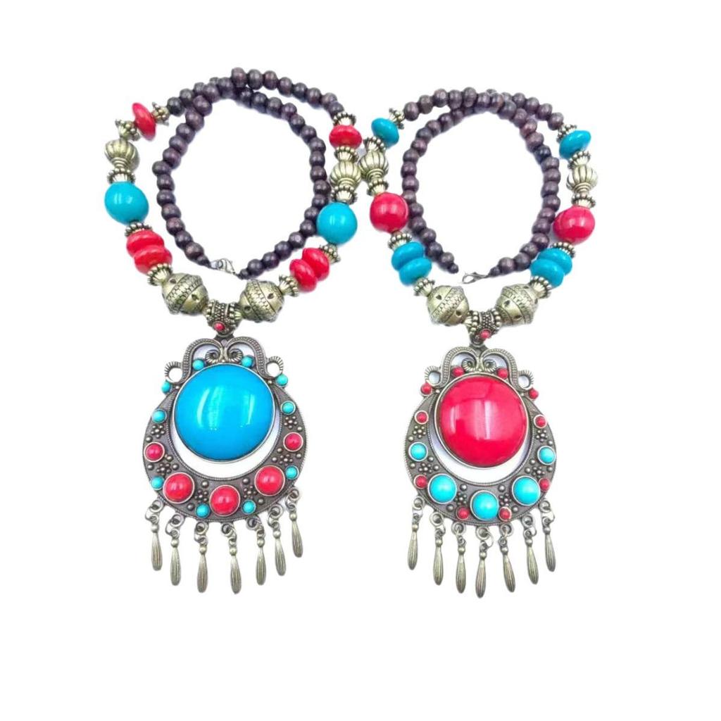 Bohemian Tibetan Ethnic Headwear Necklace: Women's Retro Forehead Ornament and Exotic Accessories.