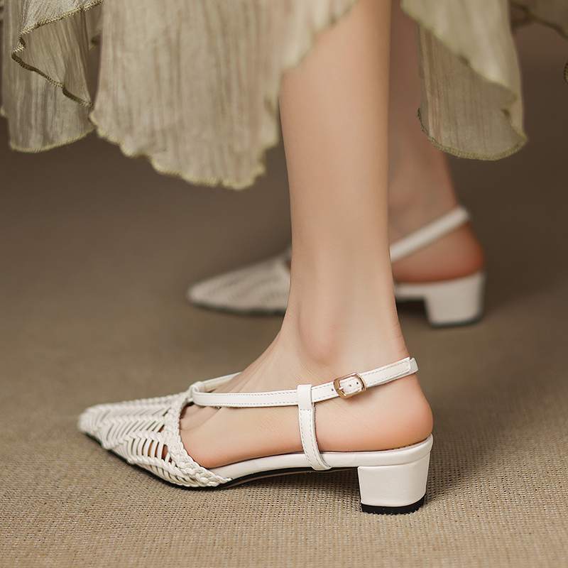 Krazing Pot Straw Weaving Mules Summer Size 42 Gold Color Thick Low Heels Women Women Pointed Toe Sandals