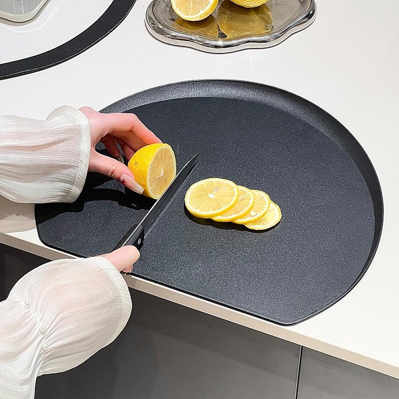 TPU Non Slip D Shaped Cutting Board Double Sided Red Chopping Board Anti Bacterial Kitchen Board