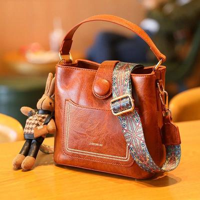 Wholesale Trendy Bucket Bag Women's Versatile Messenger Bag 2025 New Foreign Style High Sense Retro Women's Shoulder Bag