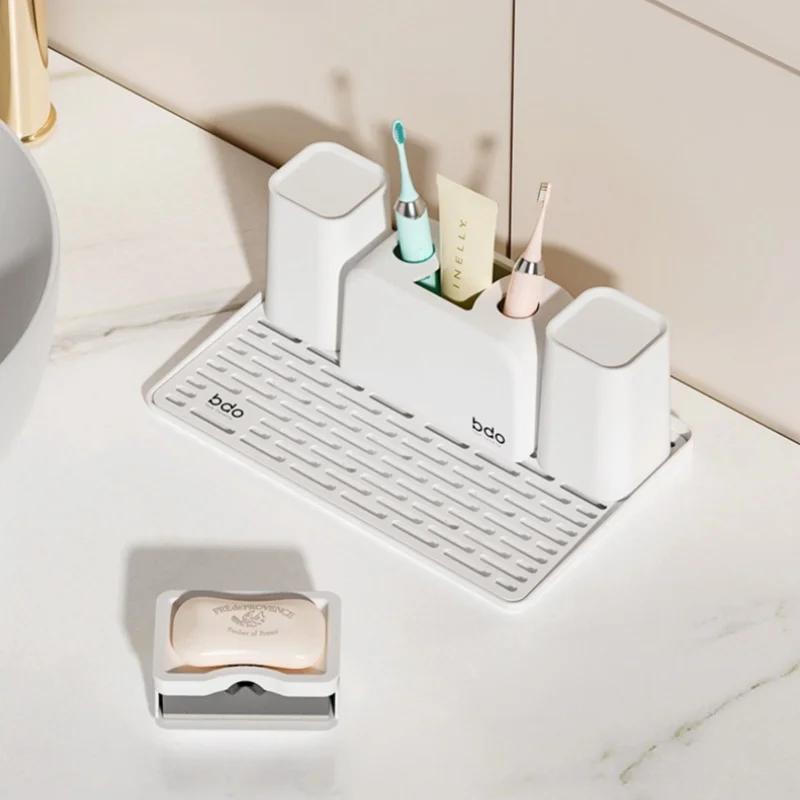 Držák na zubní kartáčky, sada, stojan na mycí kelímky, koupelnový úložný stůl na zubní kelímky, odkapávací úložný stojan na toaletní potřeby, organizér, úložný box