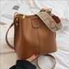 Large Capacity Bucket Bag Women's New Fashion Temperament Shoulder Messenger Bag
