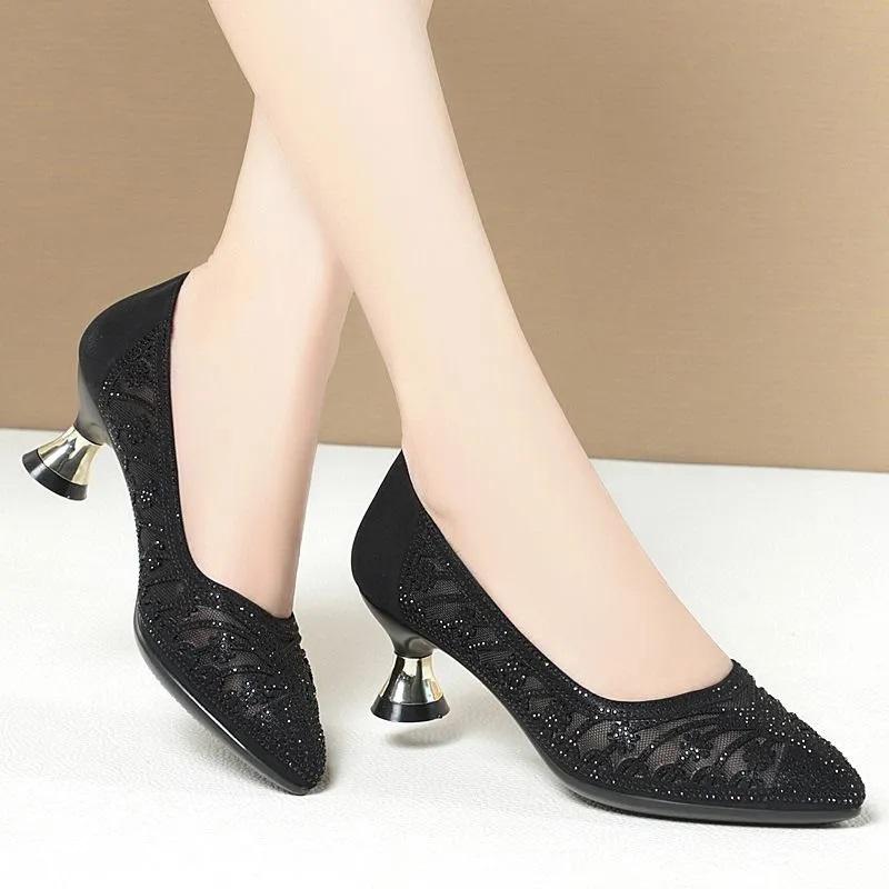 Fashion Spring & Summer Hollow Out Golden High Quality Square Heel Shoes for Sexy Party Women Cute Mesh Pumps A106e