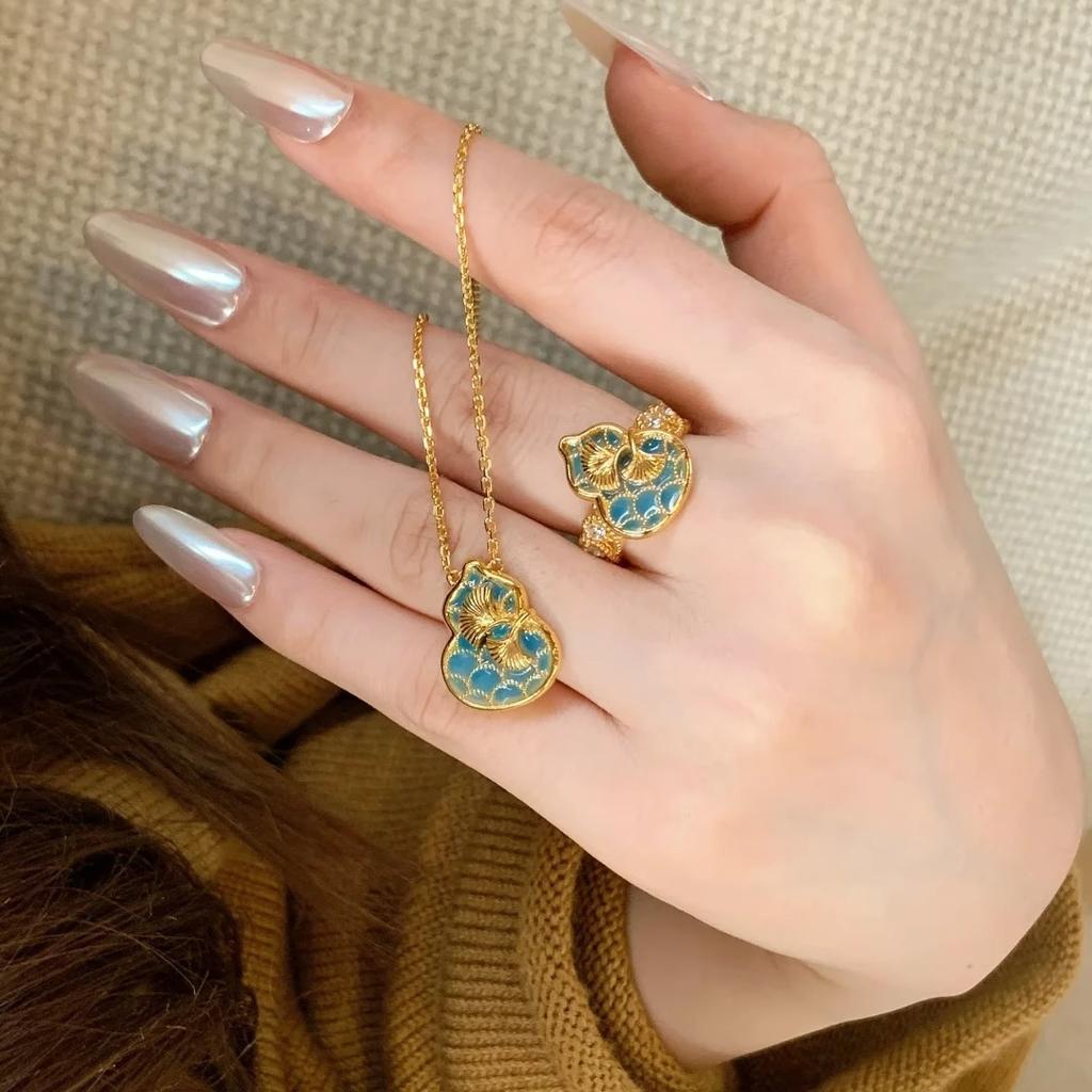 Elegant Vintage Green Enamel Shiny Gourd Ring Necklace Exquisite Ginkgo Leaf Texture And Diamond Palace Style Jewelry Sets