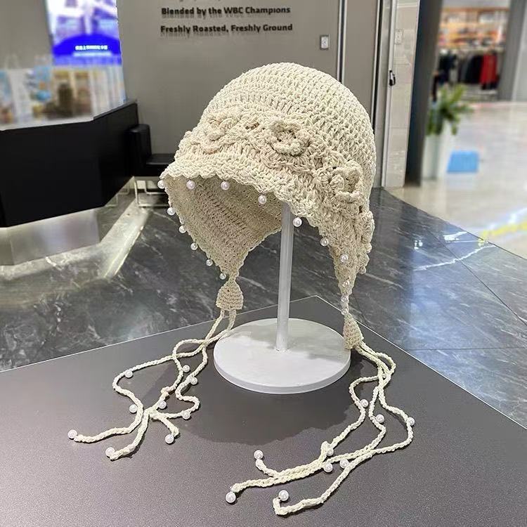 New simple hand-woven three-dimensional flower hat for women with a small face, imitation pearl tassel wool headhat, thin