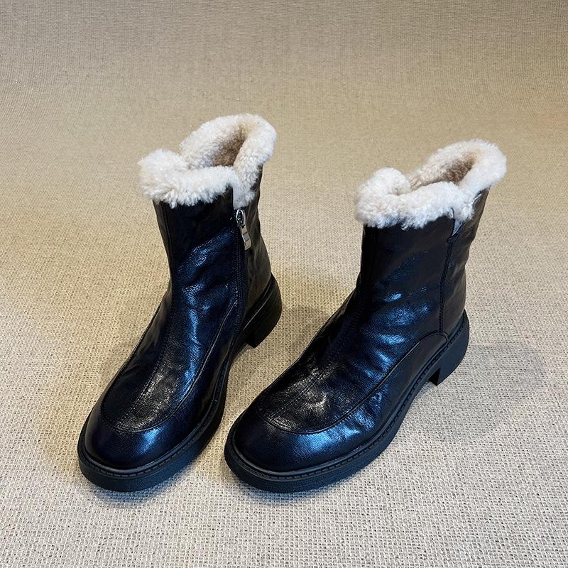 

Winter Women Leather Boots 2026 New Fashion Outdoor Warm Plush Casual Cotton Shoes Zipper Anti Slip Retro High-quality Snow Boot 35 чёрный