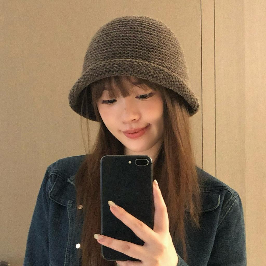 Women's Autumn and Winter Warm and Versatile Wool Knitted Hat with Rolled Edge To Show Face and Small Size.