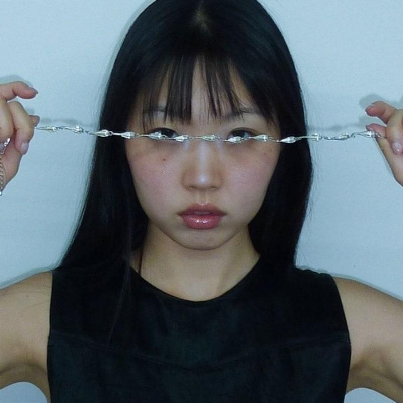 

A BIT MOR MULTISTREAM NECKLACE GOLD