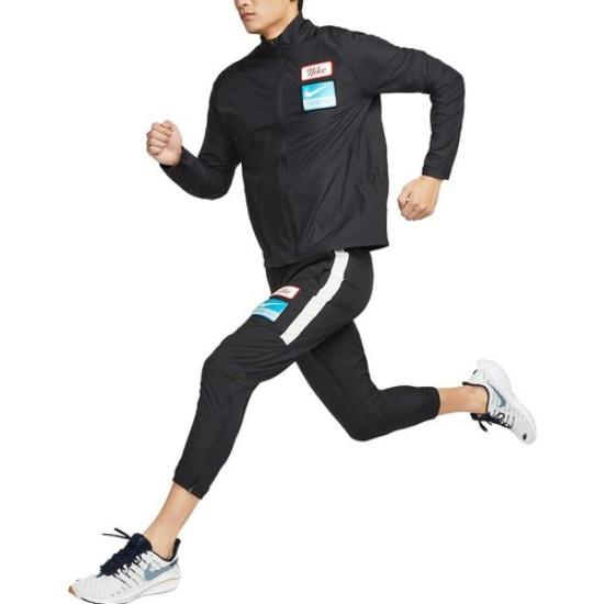 Nike Dri-FIT Logo-Patch Windbreaker Jacke DV9820-010