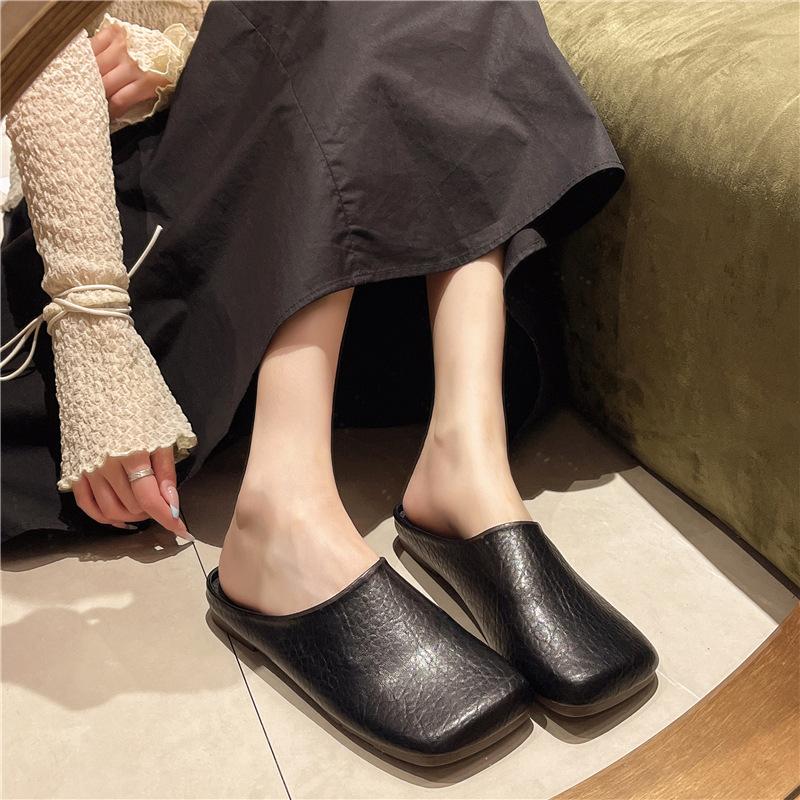 Dongdaemun niche baotou half slippers women's outer wear 2024 summer new one-pedal lazy square head muller shoes