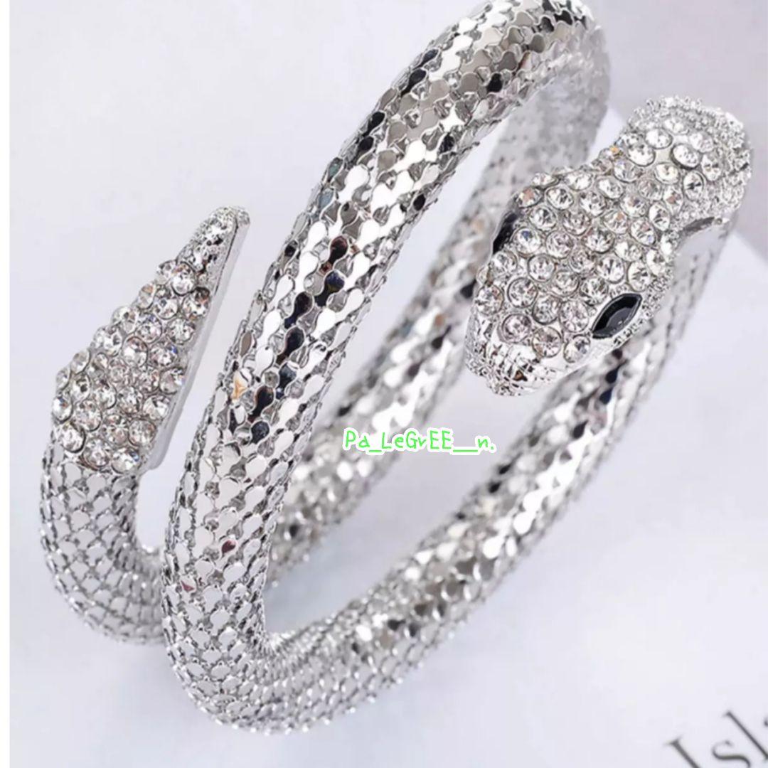 

[USED] Unisex Bracelet for Good Luck and Wealth, Snake Rock Design, Popular Power Stone