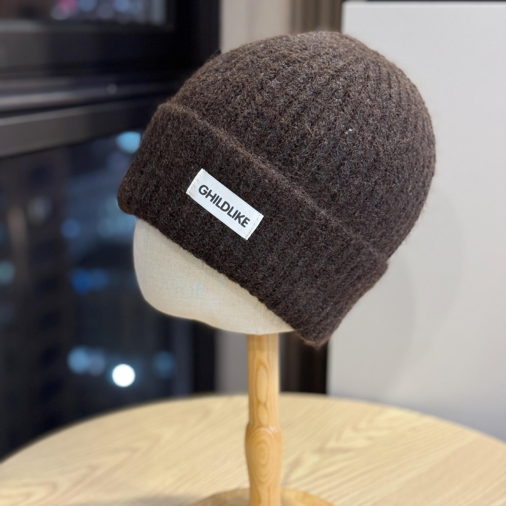 

Новая осенне-зимняя вязаная шапка в корейском стиле для женщин, подходит ко всему, маленькая стильная, большой окружности головы, теплая, с защитой ушей от холода one size